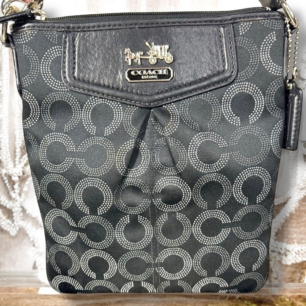 💛SOLD💛 Coach Madison Dotted Op Art Swingpack Crossbody with Wallet Set - Picture 2 of 16